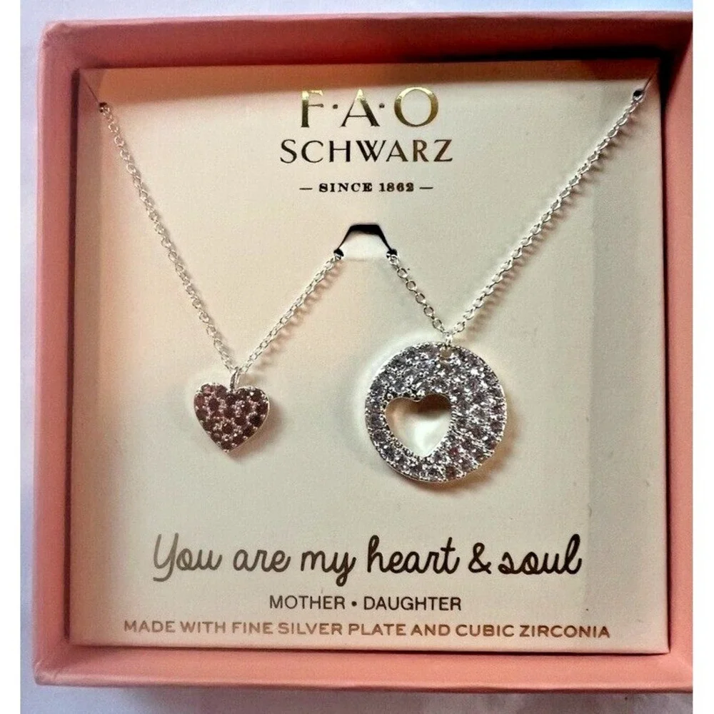 FAO Schwarz Mother Daughter Heart & Soul Necklace Set Fine Silver‎ Plate CZ New